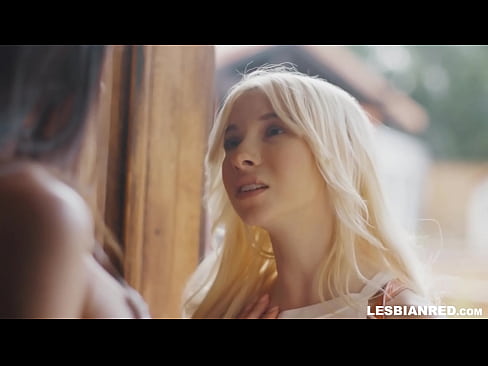 ❤️ Cô gái về nhà một vài tháng sau đó và ăn sạch âm hộ của mẹ kế ❤❌ Video sex tại khiêu dâm% vi.hentai-id.ru%